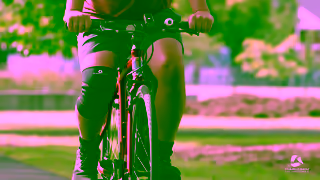 THERMOSKIN Thermoskin Pedal through life unstoppable Ad Commercial Brand Imagery Photoshoot 1