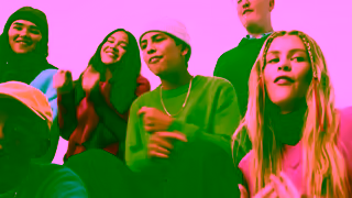 GAP Give your gift Ad Commercial Brand Imagery Photoshoot 0