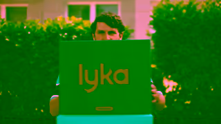 Lyka Pet Food Lyka is lifechanging food for dogs Ad Commercial Brand Imagery Photoshoot 1