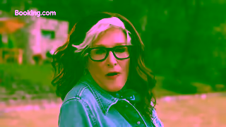 Booking.com Tina Fey gets wild Ad Commercial Brand Imagery Photoshoot 1