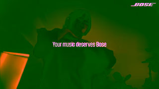 Bose QCUHII26WhiteSmokeBrandAnthemHolidayStreamingYT01516x9Ad Ad Commercial Brand Imagery Photoshoot 2