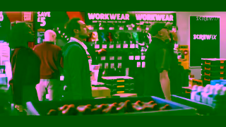 Screwfix Click and collect 15s logo Screwfix Ad Commercial Brand Imagery Photoshoot 2