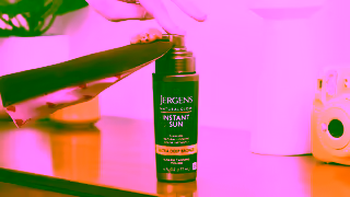 Jergens Instant Sun Timer 2024 6s NEW Ad Commercial Brand Imagery Photoshoot 0