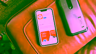 Yesim App Entdecke Mehr mit Yesim App Unbegrenzte Daten Unendliche Abenteuer ESIM Ad Commercial Brand Imagery Photoshoot 2