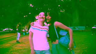 Secret Deodorant Dsodorisant Secret Ce bton sans aluminium fonctionne ToutEnForceSansLaStress Ad Commercial Brand Imagery Photoshoot 2