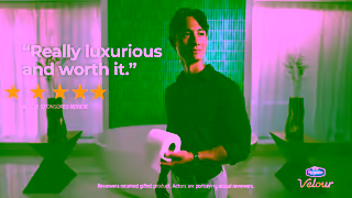 ROYALE LuxuriousBathroomTissue Ad Commercial Brand Imagery Photoshoot 0