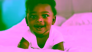 Pampers Pampers Swaddlers with Blowout Barrier Emoji Demo FR 15s Ad Commercial Brand Imagery Photoshoot 2