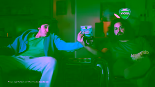 Vicks Vicks Luge VapoDrops Xtra Soothing AU 15s Ad Commercial Brand Imagery Photoshoot 0