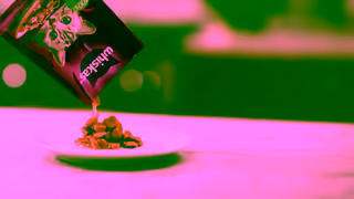 Whiskas WHISKAS 2262 Product Detail Page EN Ad Commercial Brand Imagery Photoshoot 1