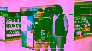 Walmart La promotion Vendredi fou est en vigueur Ad Commercial Brand Imagery Photoshoot 0