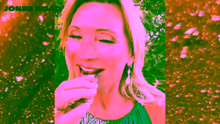 JONES ROAD Beauty JonesRoadBeauty SocialMontageIntro PinkyBronze Holiday NoQR VOIvanna CTV 30s Ad Commercial Brand Imagery Photoshoot 1