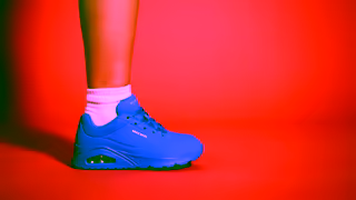 SoftMoc Shoes Skechers Stand On Air Skechers Marcher sur lair Ad Commercial Brand Imagery Photoshoot 2