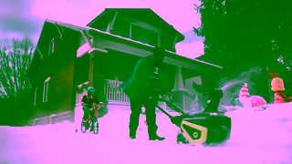 Canadian Tire CTR NOEL 2023 DECOR 15S FR Ad Commercial Brand Imagery Photoshoot 0