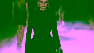 Alexander McQueen AMQ SS25 Show Bags 16x9 LOGO FADE Ad Commercial Brand Imagery Photoshoot 2