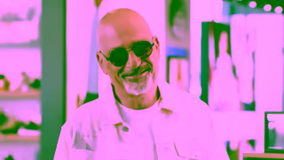 Skechers Howie Mandel for Skechers Hands Free Slipins Ad Commercial Brand Imagery Photoshoot 1