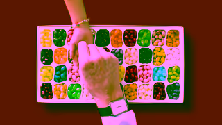 Jelly Belly Jelly Belly A Gift Worth Sharing this Holiday Season CAN Ad Commercial Brand Imagery Photoshoot 1