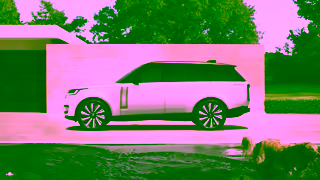 Range Rover L46025GL 303104900 WIMBLEDON BRAND DOG BALL TVC Social 30 16x9 Titled Wordmark H264 NEWLEGAL020725 Ad Commercial Brand Imagery Photoshoot 2