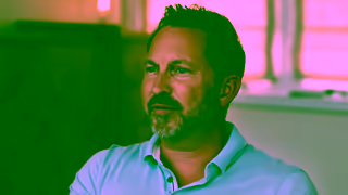 Adyen.com Cost saving at scale Optimizing cost of payment Ad Commercial Brand Imagery Photoshoot 2