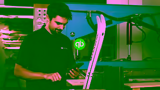 Intuit Simplifiez la gestion de vos comptes de dpenses avec QuickBooks Ad Commercial Brand Imagery Photoshoot 2