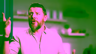 Finish Manu Feildel simply amazed with Finish Rinse Shine Aid Ad Commercial Brand Imagery Photoshoot 0