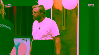 Amazon PrimeVideo LOL Last One Laughing UK S1 Prime Video 15 Seconds Ad Commercial Brand Imagery Photoshoot 0