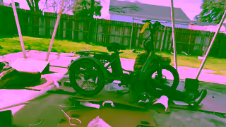 MOONCOOL From Box to Ride Transform your daily commute with an electric tricycle Ad Commercial Brand Imagery Photoshoot 2