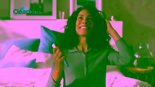 Clearblue Clear results with Clearblue Pregnancy Test with Weeks Indicator For the United Kingdom Ad Commercial Brand Imagery Photoshoot 1