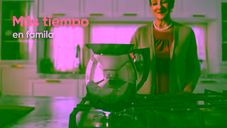 ROYAL PRESTIGE Royal Prestige Nunca Dejas de Sorprenderte Ad Commercial Brand Imagery Photoshoot 0