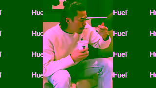 Huel US JAN VID 16 9 POT NA CV HOUS BR VERBALMUSIC PROB KAZ M 20 35 45sec PDP NA BEN F NOODLES LAUNCH LE Ad Commercial Brand Imagery Photoshoot 1