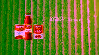 Mutti Pomodoro Muttis respect for our farmers Ad Commercial Brand Imagery Photoshoot 2