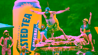 Twisted Tea Twisted Tea Pool Tea Drop Product 15s Ad Commercial Brand Imagery Photoshoot 1