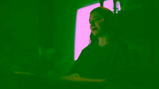 LinkedIn Ads LMSOOLAServerUKBOFU15s169 Ad Commercial Brand Imagery Photoshoot 2