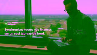 Intuit Comme David facilitez la gestion financire de votre entreprise avec QuickBooks en ligne Ad Commercial Brand Imagery Photoshoot 1