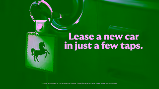 Lloyds Bank COLBG0685201LLOYDSTRANSPORTKEYSBROWSEROUTE0216x9V04mp4 Ad Commercial Brand Imagery Photoshoot 1