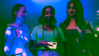 Bumble Try Beeline on Bumble Ad Commercial Brand Imagery Photoshoot 2