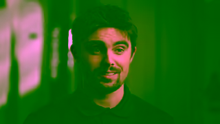 Intuit Comme Flix simplifiez la gestion de vos comptes de dpenses Ad Commercial Brand Imagery Photoshoot 2