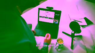 eToro eToroBecome a better investor with the eToro Academy Ad Commercial Brand Imagery Photoshoot 2