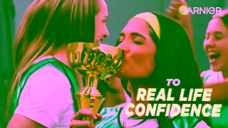 Garnier Garnier Fructis Unleash Your HairConfidence Put It To The Test Ad Commercial Brand Imagery Photoshoot 1