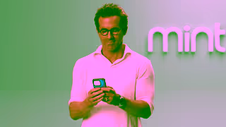 Mint Mobile 3 Months of Unlimited for 15mo Mint Mobile New Customer Offer Ad Commercial Brand Imagery Photoshoot 0