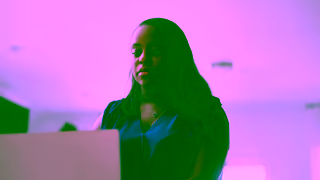 Allstate Allstate Switch and Save 15 Ad Commercial Brand Imagery Photoshoot 1