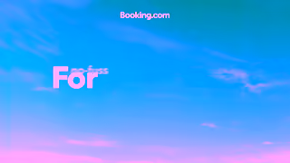 Booking.com au en 25 05 nc hm ease flexiblecancellation yt 16x9 otb etbh feetcityapartment 15 Ad Commercial Brand Imagery Photoshoot 1