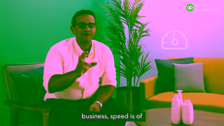 Intuit QuickBooks Monitor cash flow and business performance Ad Commercial Brand Imagery Photoshoot 0