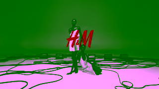 H&M GBen6000HolidayInstreamYT16x910A4949276trueView2b02d03be6fade7af45eb7936ea5c643 Ad Commercial Brand Imagery Photoshoot 0