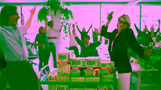 Arnott's Arnotts Snack Right TVC 6sec Brekkie Cookie Ad Commercial Brand Imagery Photoshoot 1