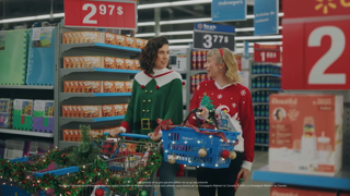 Walmart Acclrez le magasinage des Ftes grce Walmartca Ad Commercial Brand Imagery Photoshoot 1