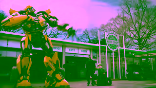 The General Insurance Acting Up The General 15s ENG Ad Commercial Brand Imagery Photoshoot 2