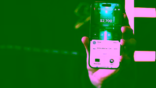 Revolut INFMAC DAILYBANKING Investing Security 412838 AUMacroLachlanPWR AV 16x9 30s A 1 AU EN Jun2025 Ad Commercial Brand Imagery Photoshoot 2