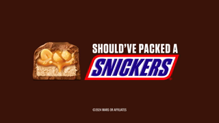 Snickers TPGLHO0016 Snickers LTT Beachball 01 16 9 6SECS Ad Commercial Brand Imagery Photoshoot 2
