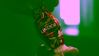 Lindt Lindt LINDOR Christmas Holiday Christmas Family Ad Commercial Brand Imagery Photoshoot 0
