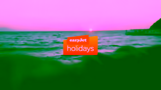easyJet GET IT WHILE ITS HOT Ad Commercial Brand Imagery Photoshoot 0